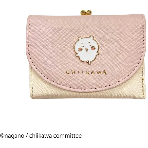 Chiikawa Badge Clasp Wallet (Chiikawa) 4547274044034   吉伊卡哇｜十字纹多用钱包/皮夹/零钱包/细节满满 ｜约高80×宽105×厚25毫米