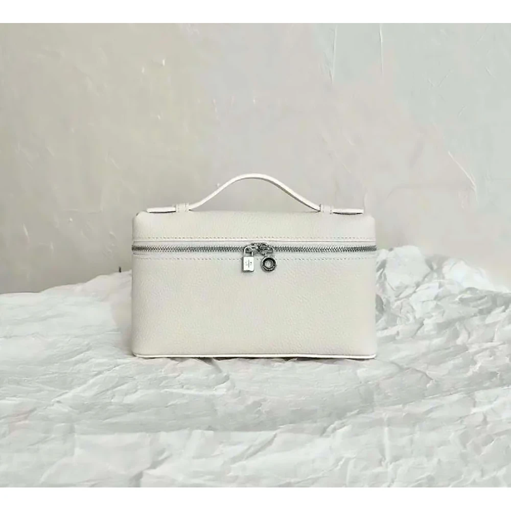 [Loro Piana] Extra Pocket Pouch L19 #White Product Code: FAN4046 L | P 头层牛皮女士饭盒包lp19盒子包迷你小方包包